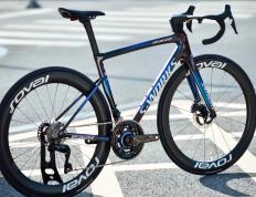 爱游戏-乒乓球大师赛，剑门闪电队与渝州玄武队强势横扫，VAR改判成焦点！反击锐度十足(赛事大师乒乓球助手设置团体双打)