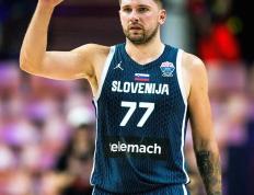 AYX-包含东契奇在湖人比赛中问鼎冠军，赛事规则更新引发热议！的词条