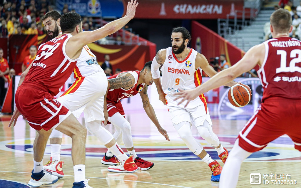 爱游戏- 摔跤杯赛掀起高潮,剑门白虎队大胜辽东天狼队,战至最后一刻——关键战拿下信心