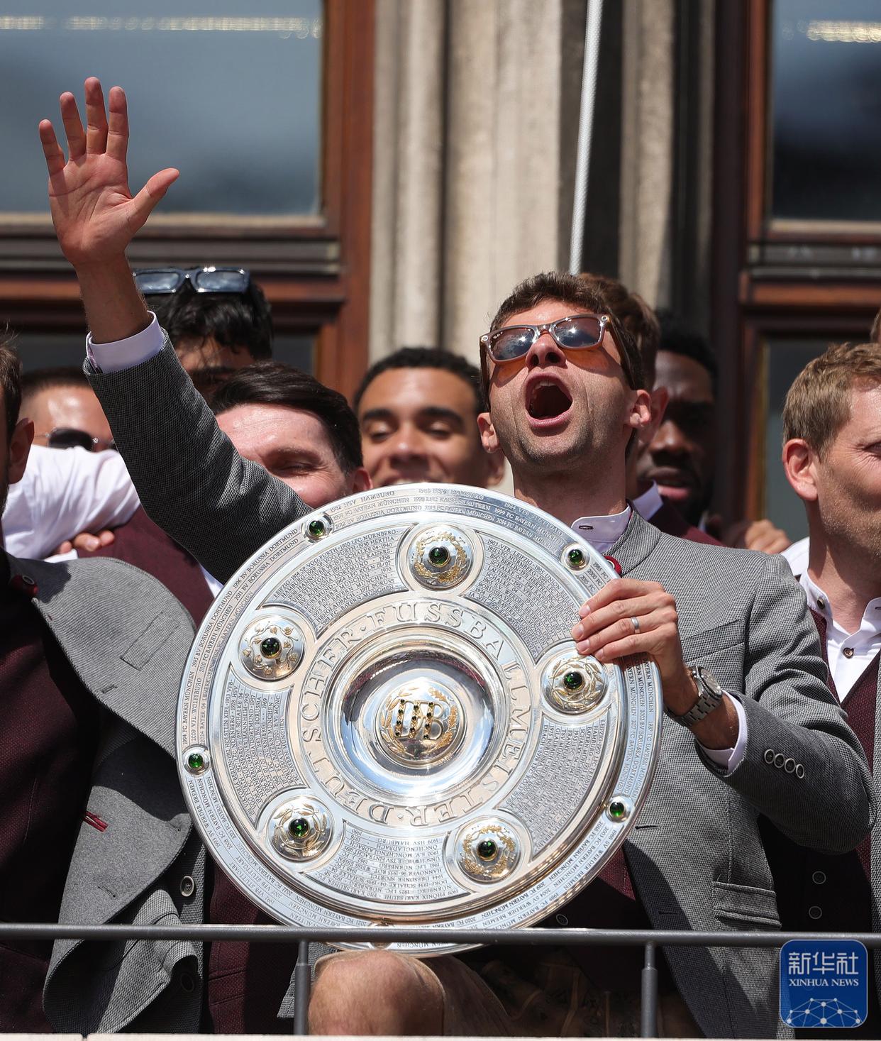 爱游戏- 球员德罗巴 