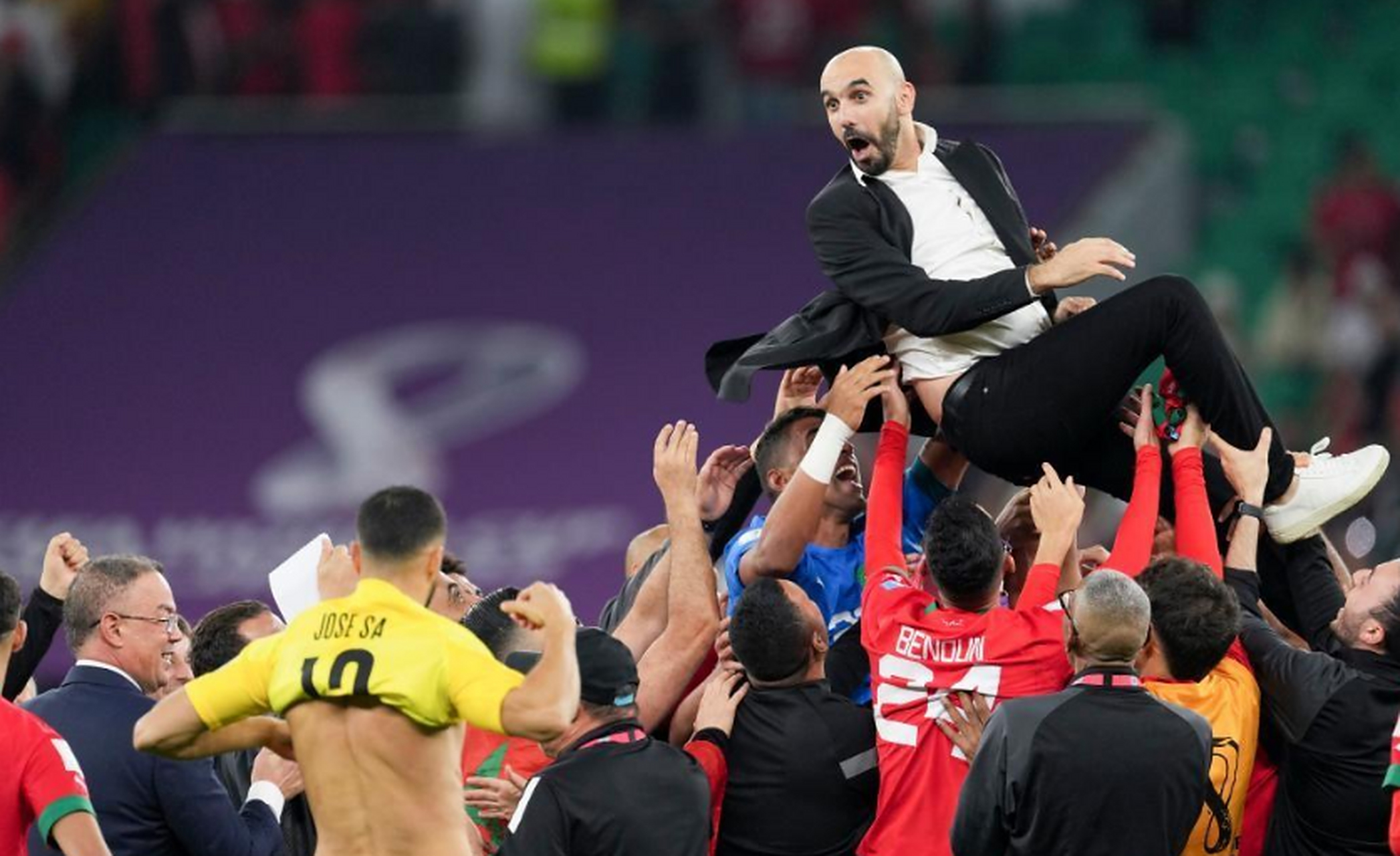 爱游戏-包含莱万多夫斯基爆冷击败快船，大胜引爆全场！的词条